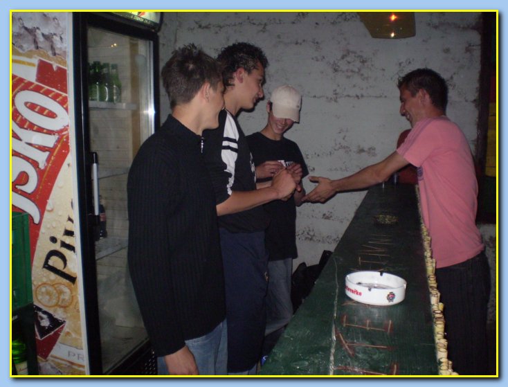Sank (1)